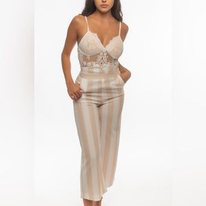 STRIPED HIGH WAISTED WIDE LEG PANTS WITH POCKET AND INVISIBLE ZIPPER BACK